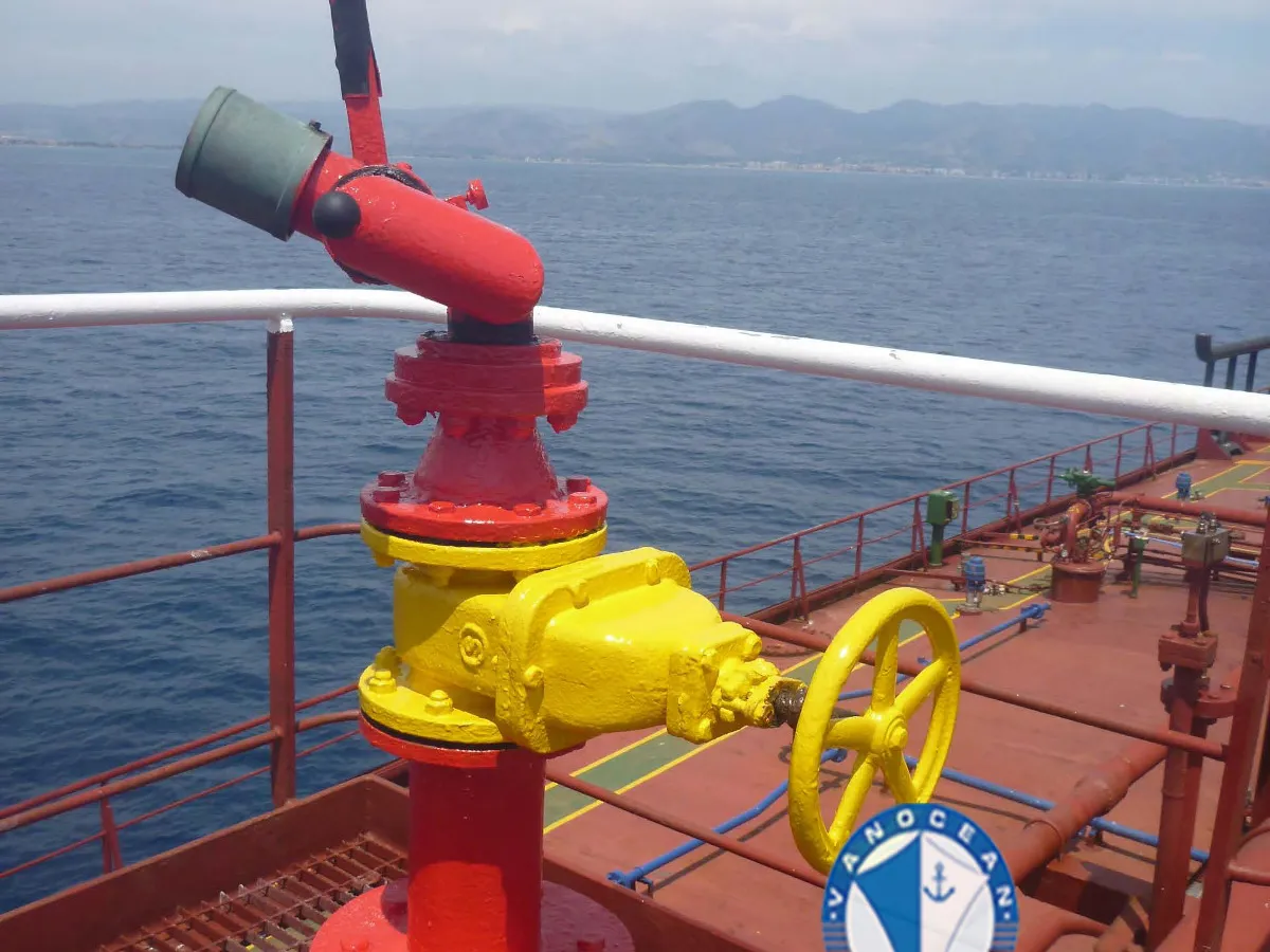 Pétrolier / chimiquier à vendre