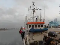 Bateaux de travail à vendre