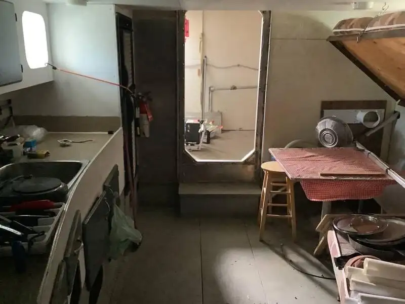 Bateaux de travail à vendre