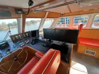 Bateau de transport d'équipage à vendre