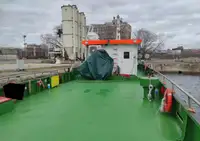 Bateaux de travail à vendre