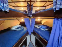 Navire de recherche à vendre