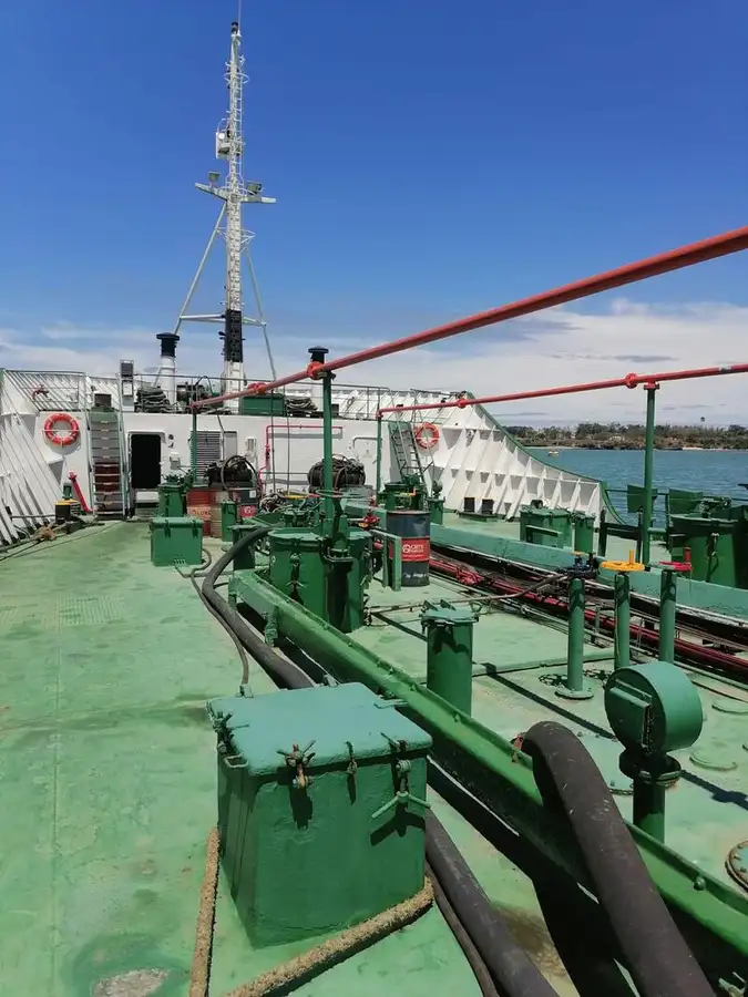 Pétrolier / chimiquier à vendre