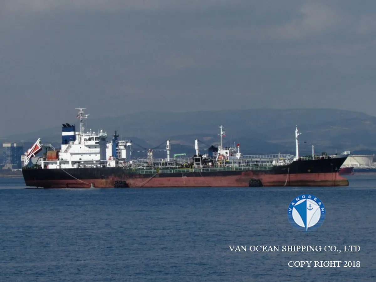 Pétrolier / chimiquier à vendre