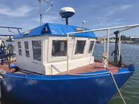 Navire de pêche à vendre