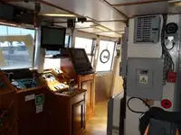 Navire de recherche à vendre