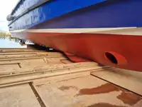 Navire d'arpentage à vendre
