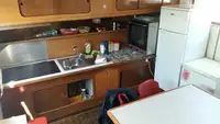 Bateau de transport d'équipage à vendre