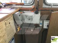 Navire d'arpentage à vendre