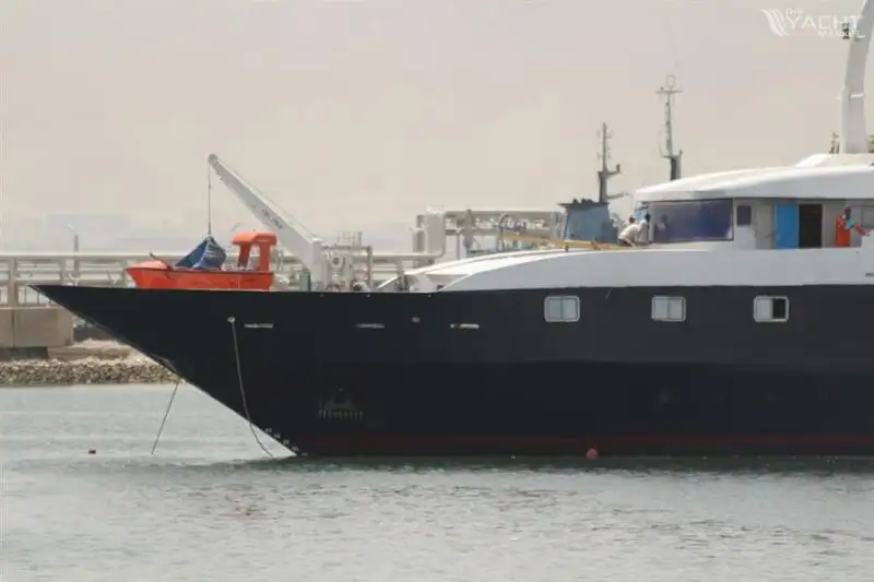 Navire de passagers à vendre