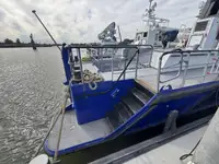 Bateau patrouilleur à vendre