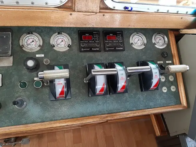 Chalutier à vendre