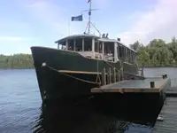 Navire de passagers à vendre