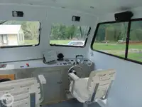 Bateau patrouilleur à vendre