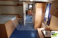 Navire d'arpentage à vendre