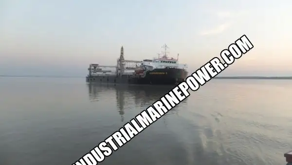 Péniche à vendre