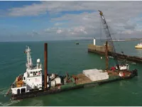 Navire d'approvisionnement à vendre