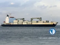 Navire frigorifique à vendre