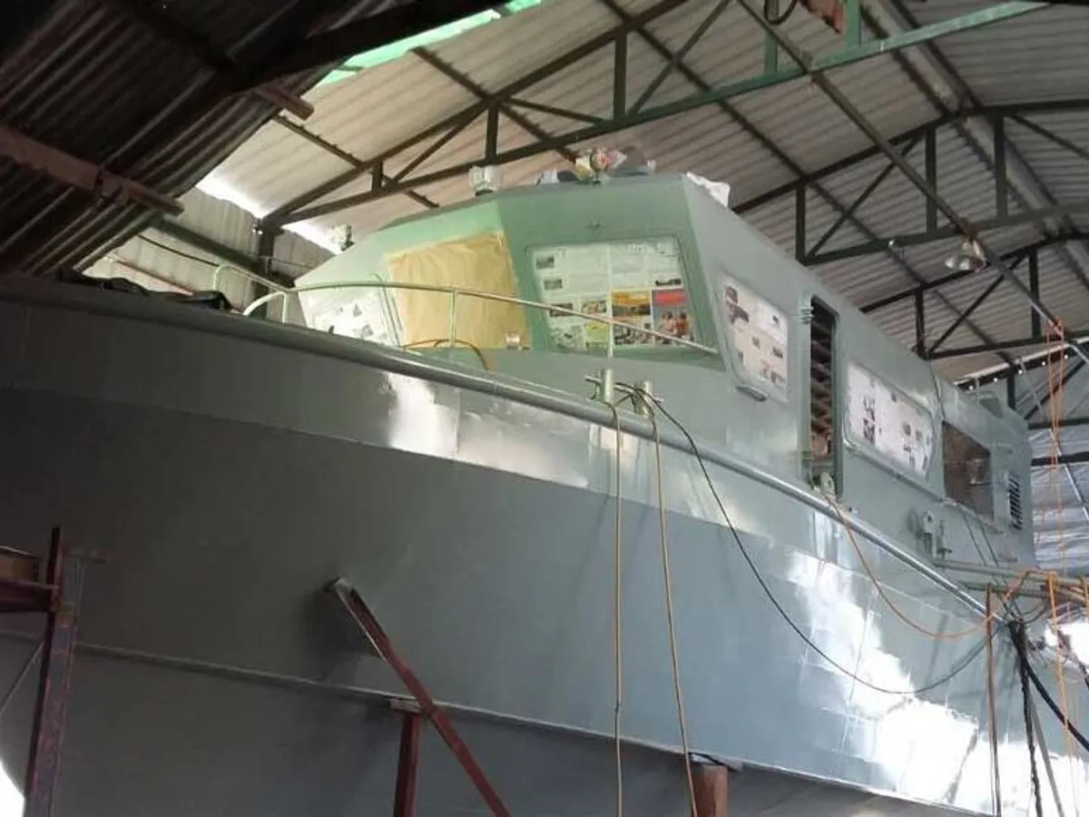 Bateau de transport d'équipage à vendre