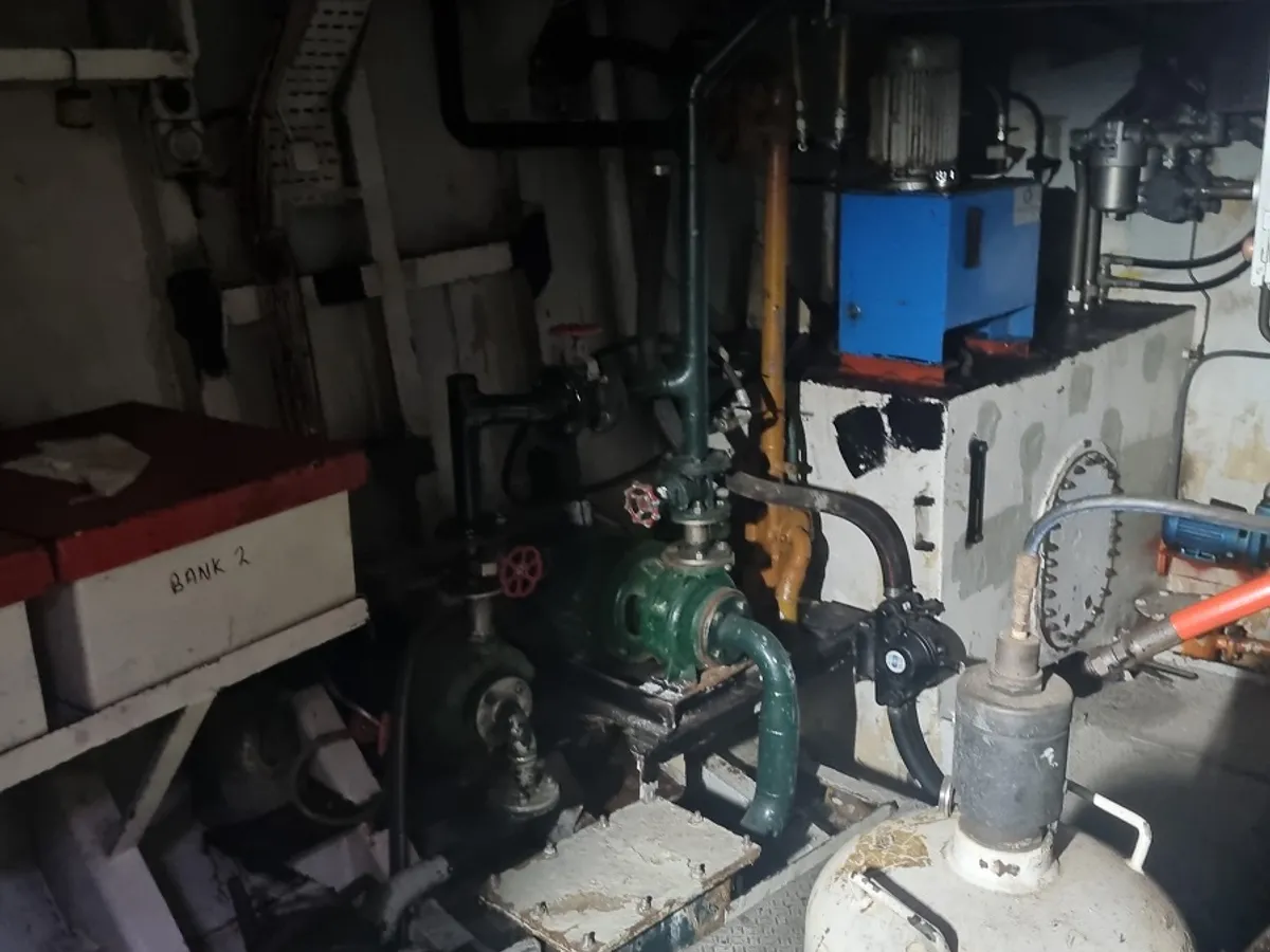 Chalutier à vendre