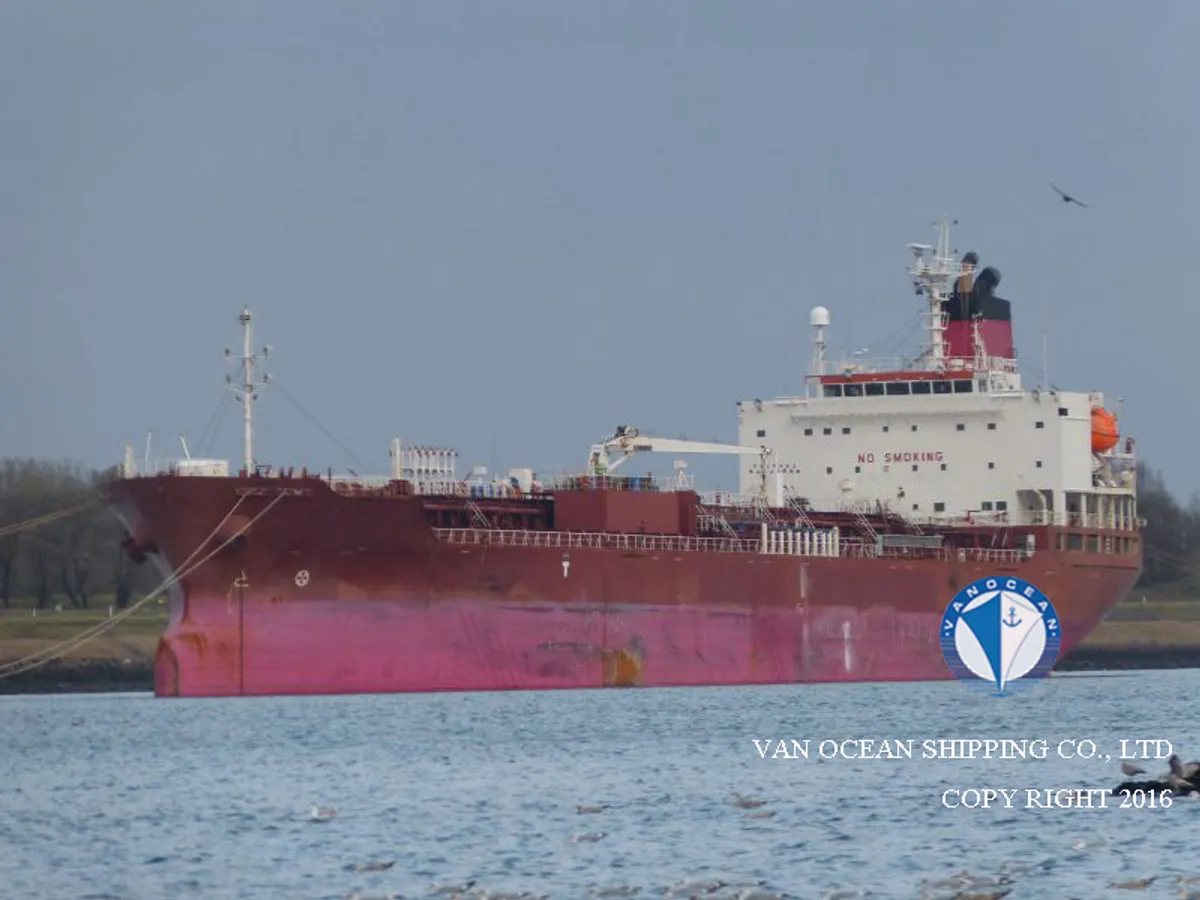 Pétrolier / chimiquier à vendre