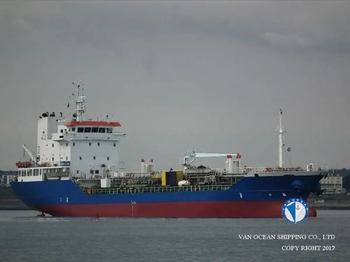 Pétrolier / chimiquier à vendre