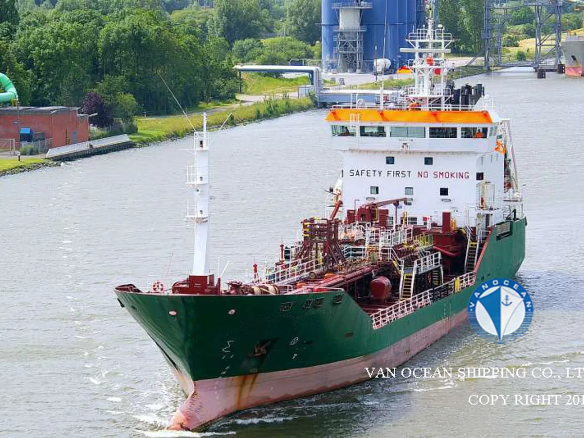 Pétrolier / chimiquier à vendre