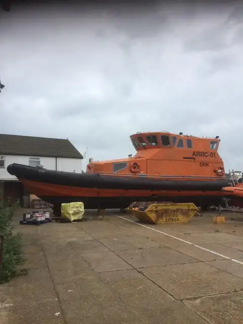 Bateau de transport d'équipage à vendre