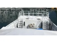 Bateau de transport d'équipage à vendre