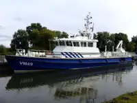 Bateau patrouilleur à vendre