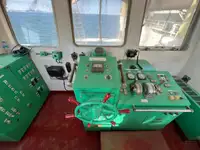 Bateaux de travail à vendre