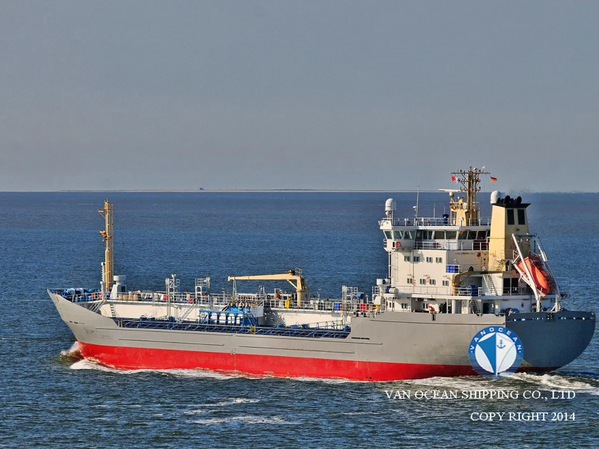 Pétrolier / chimiquier à vendre