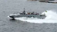 Navires militaires / de guerre à vendre