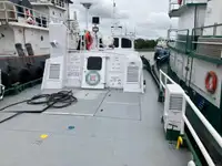Bateau de transport d'équipage à vendre