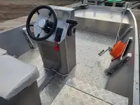 Bateaux de travail à vendre