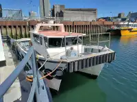 Bateau de transport d'équipage à vendre