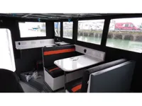 Navire d'arpentage à vendre