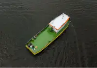 Bateaux de travail à vendre
