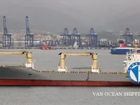 Navire frigorifique à vendre
