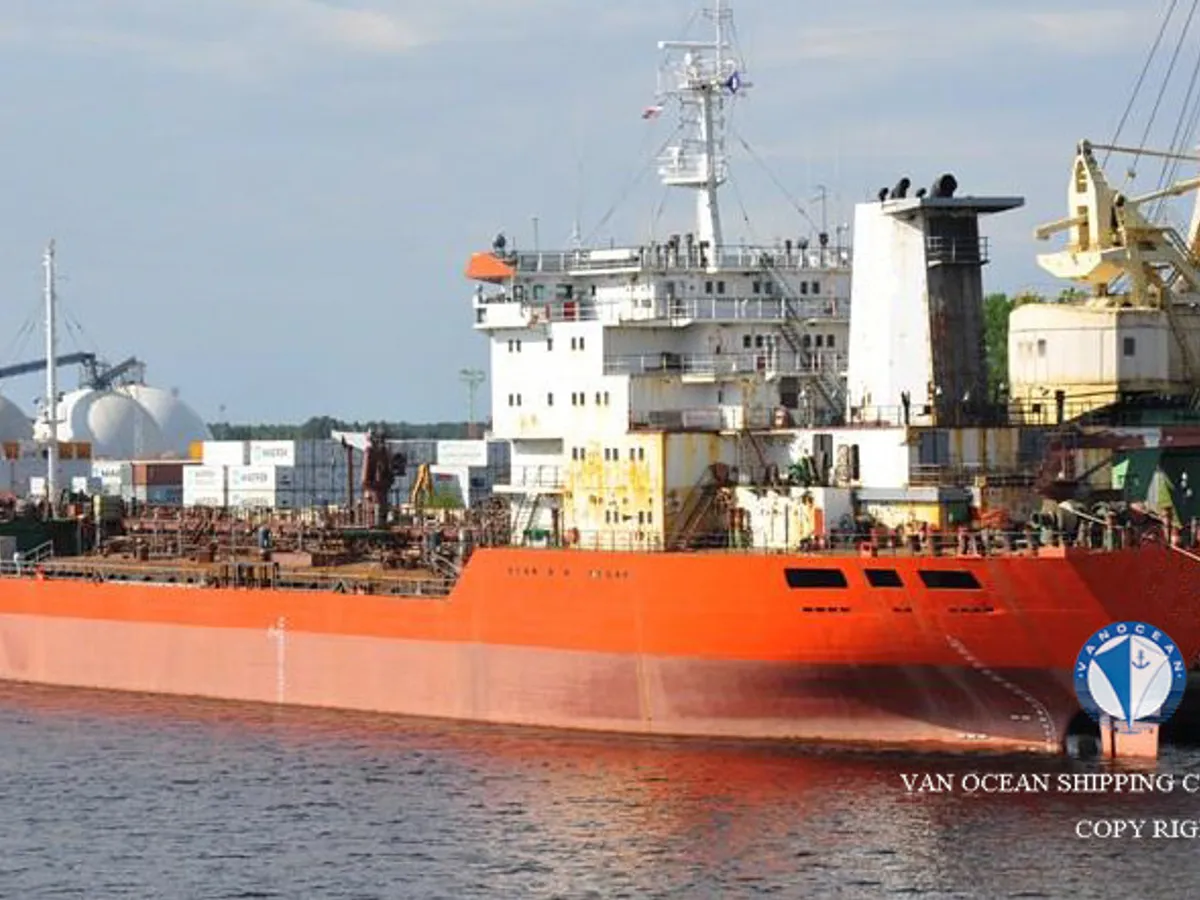 Pétrolier / chimiquier à vendre
