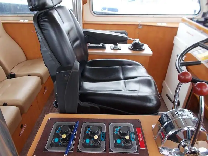 Bateau pilote à vendre