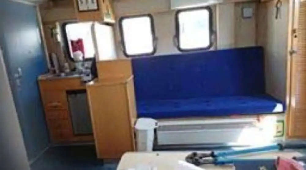 Bateaux de travail à vendre