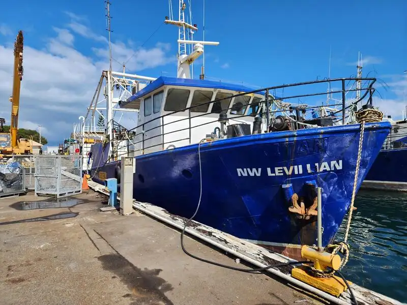 Chalutier à vendre