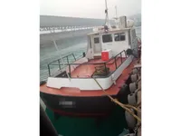 Bateaux de travail à vendre