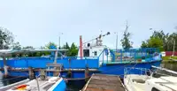 Bateaux de travail à vendre