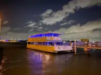 Navire à passagers à vendre