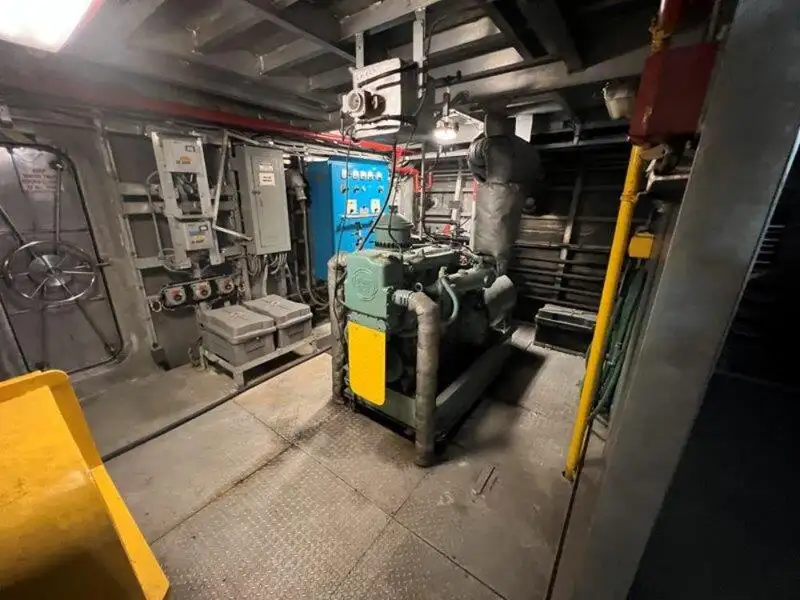 Bateau de transport d'équipage à vendre