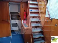 Bateaux de travail à vendre