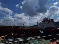 Pétrolier / chimiquier à vendre