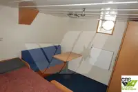 Navire d'arpentage à vendre